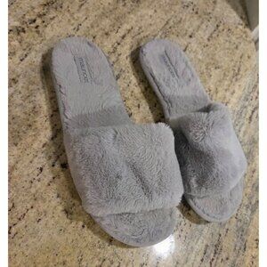 Sabrina Gray Faux Fur Slip On Slipper  Maurices Size 12
